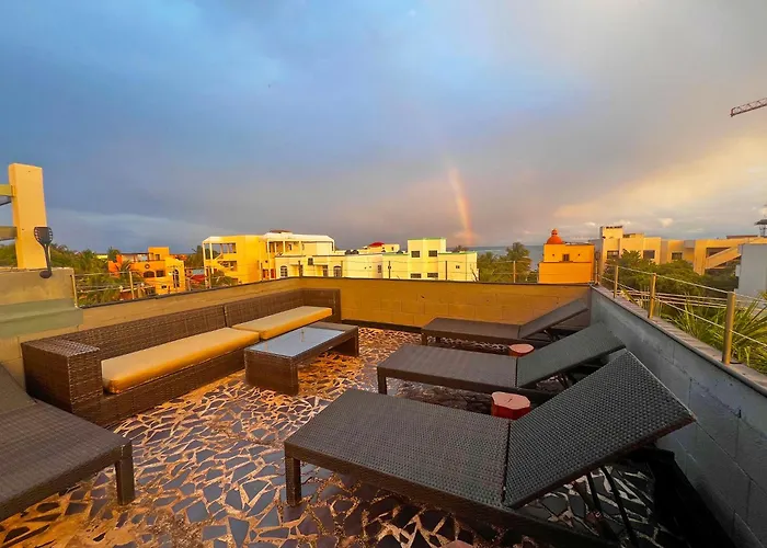 Apartment Beachside Oasis ! Spacious ½ Block From The Puerto Morelos